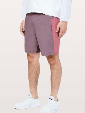 Lululemon T.H.E. Short  Amphibious 9" Men’s L Run Swim NWOT M7ABGS Multicolored